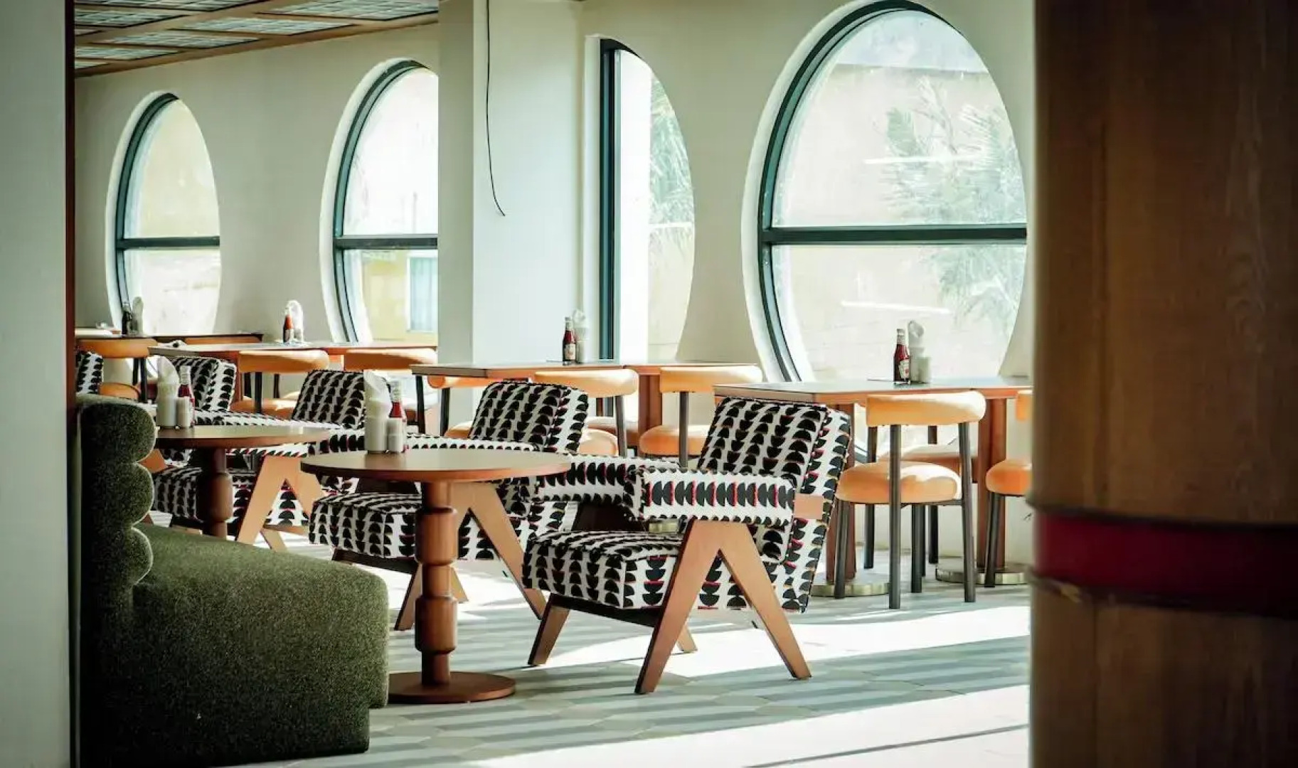 Sugar Marina POP, Kata Beach