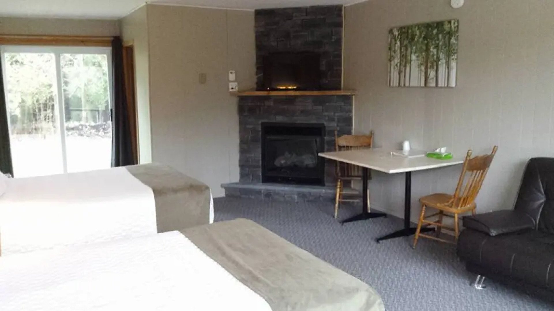 The Spirit Rock Outpost & Lodge