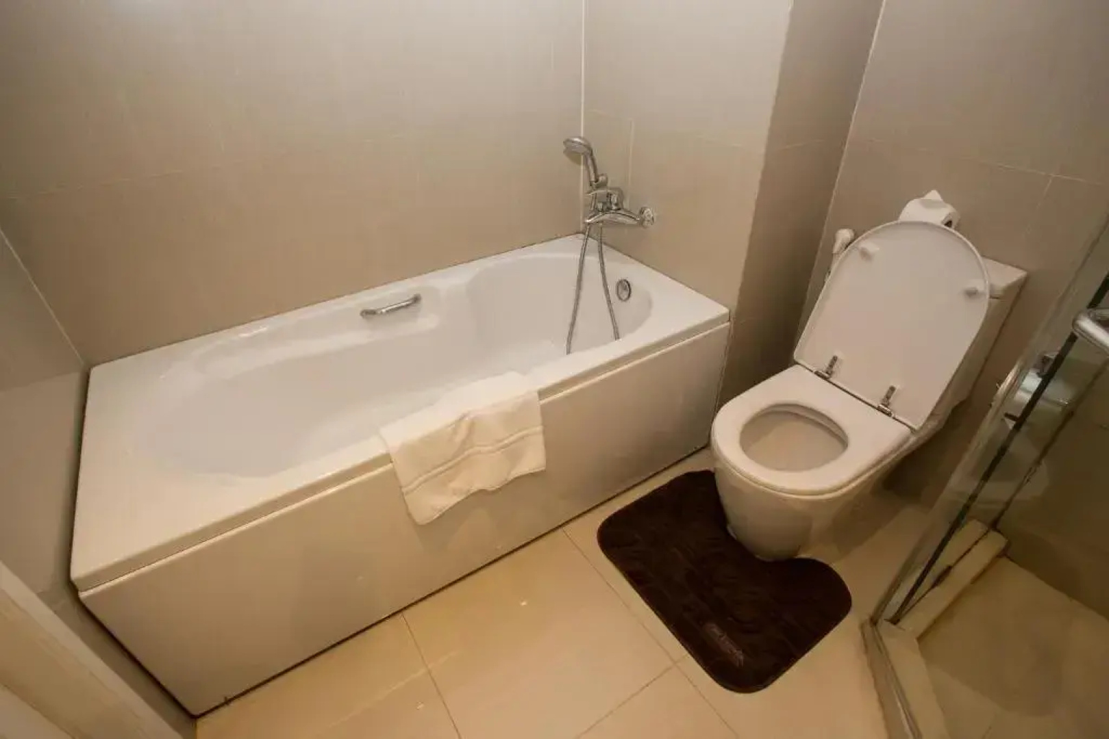 Hope Land Hotel Sukhumvit 46/1