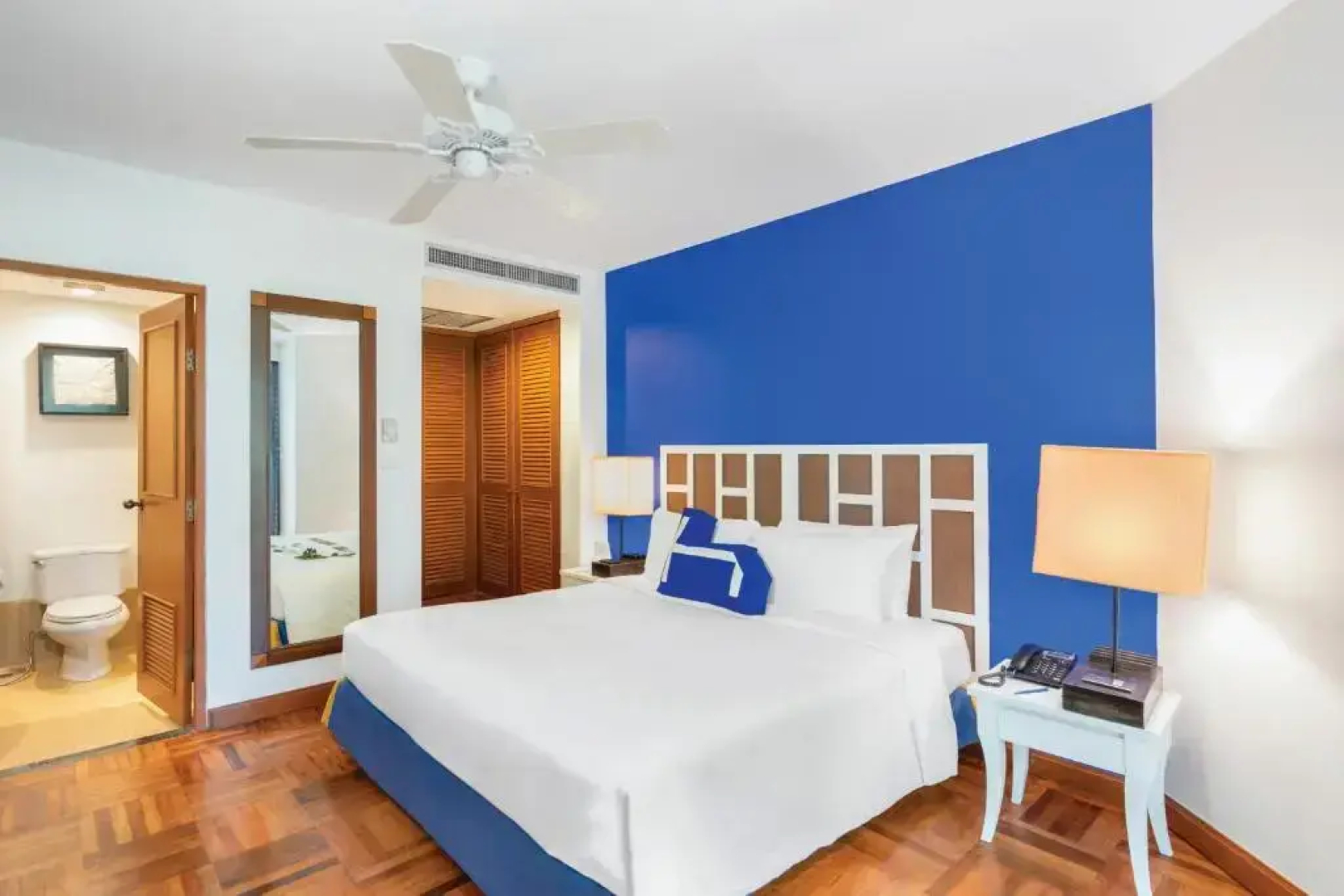 Homm Suites Laguna