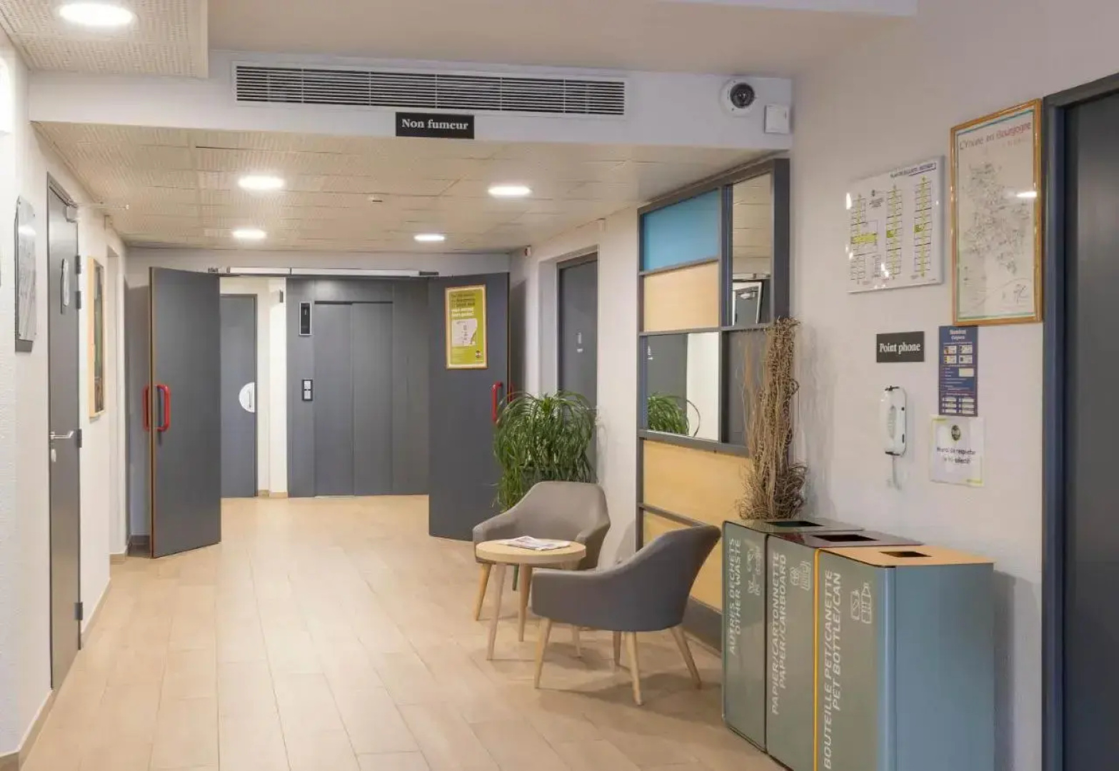 B&B HOTEL Auxerre Monéteau