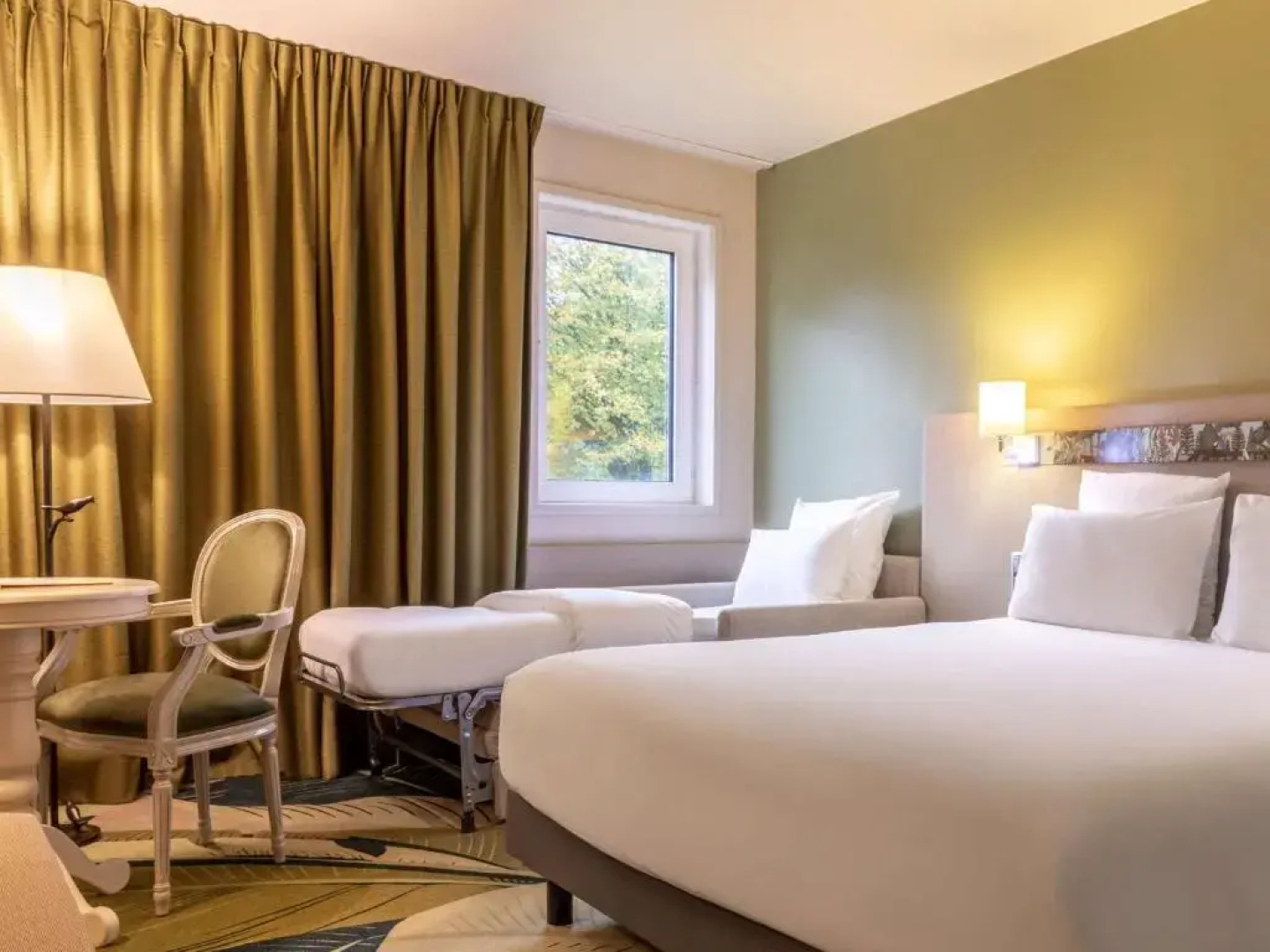 Demeures de campagne Parc du Coudray – Mercure