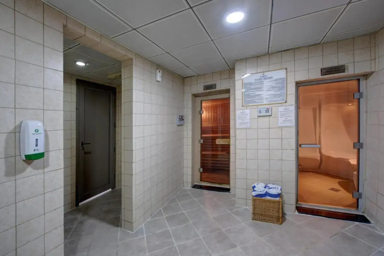 Sharjah Royal Tulip Hotel apartment