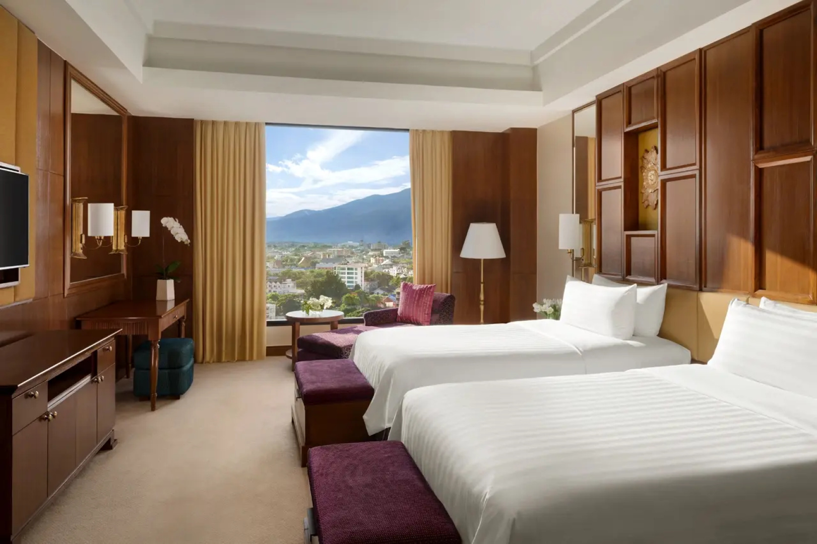Hotel & Suites Shangri-La