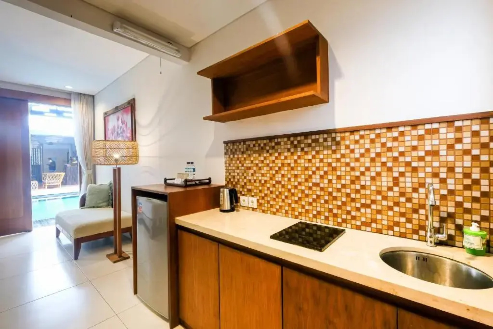 Kakul Villas & Suites