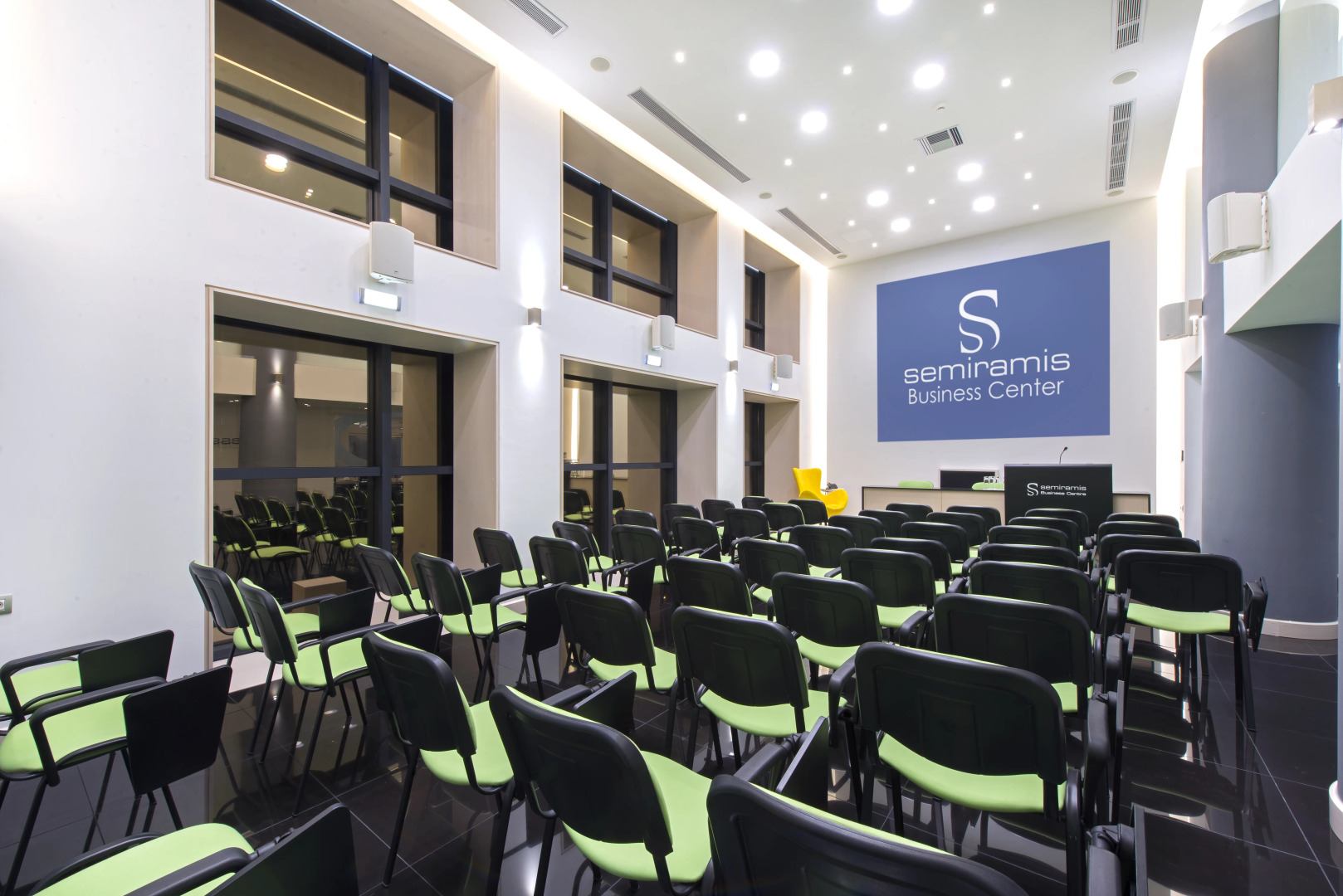 Semiramis City Hotel