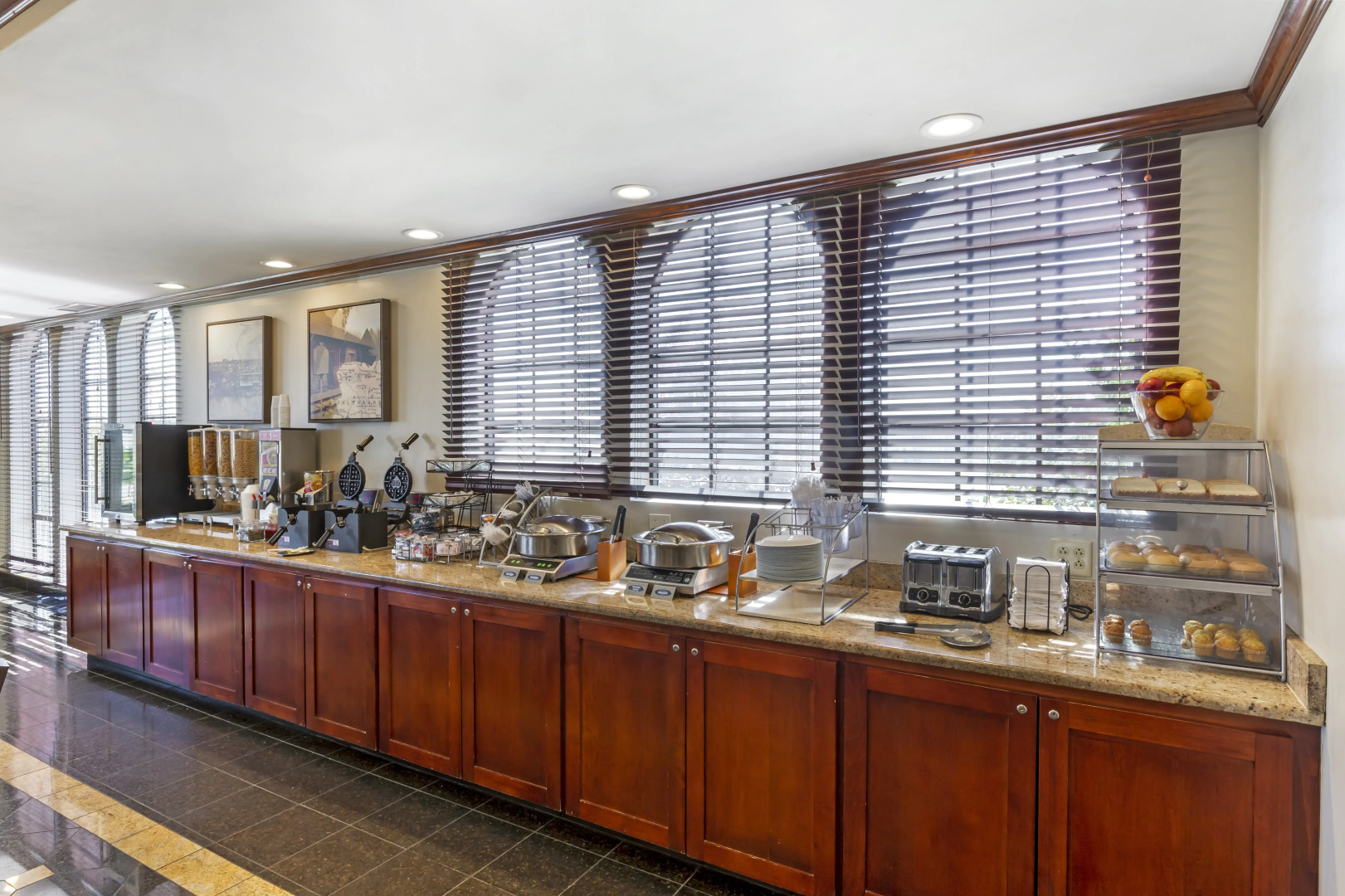 Best Western Plus South Hill Inn