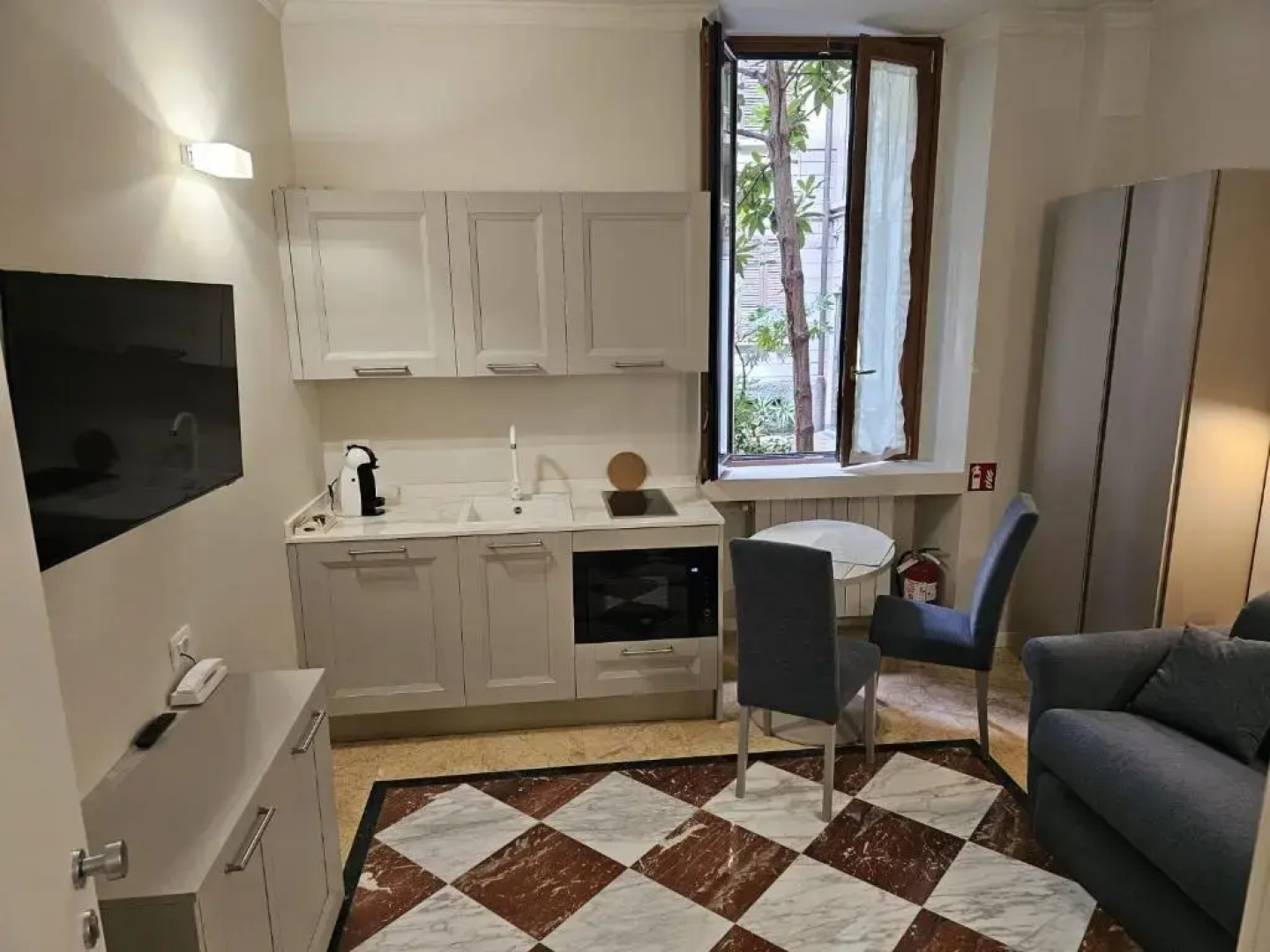 Andreola Central Hotel