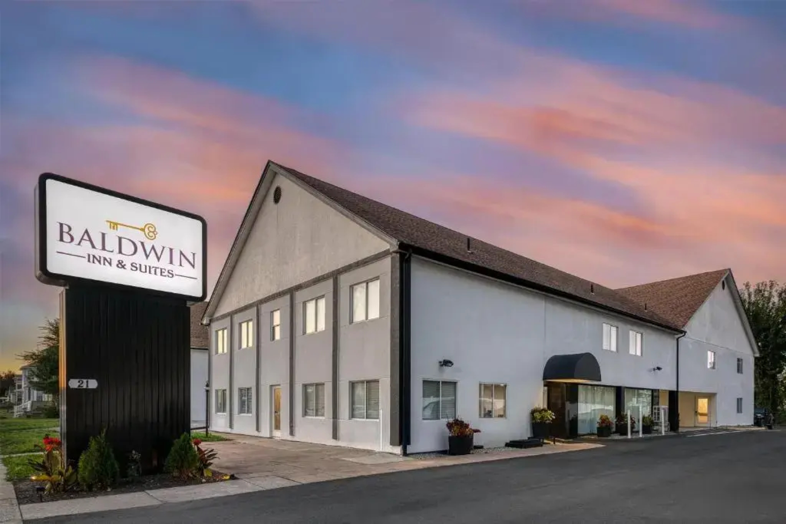 Baldwin Inn & Suites, SureStay Collection by Best Western
