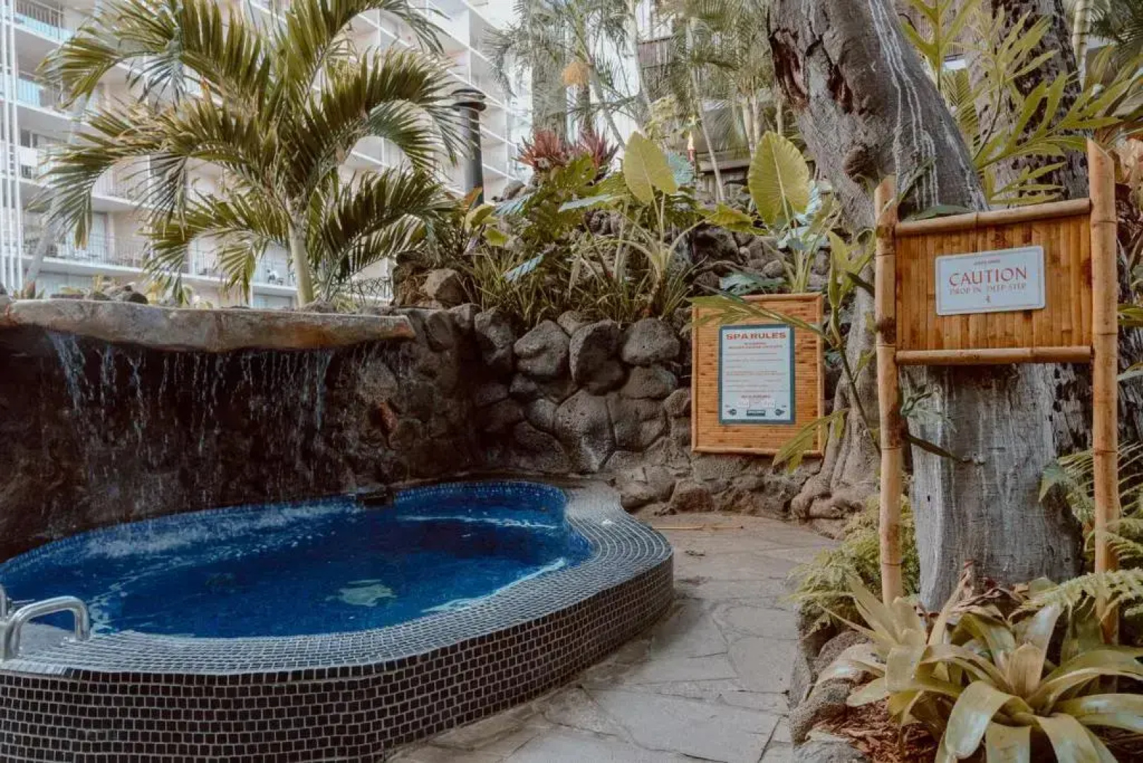White Sands Hotel