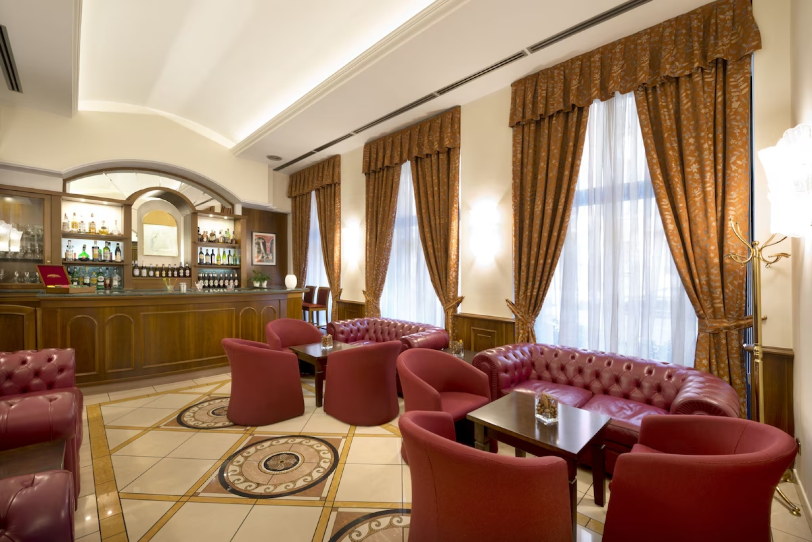 Lancaster Hotel