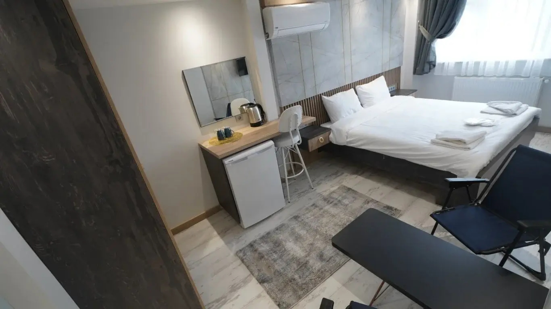 Blue Mansion Hotel