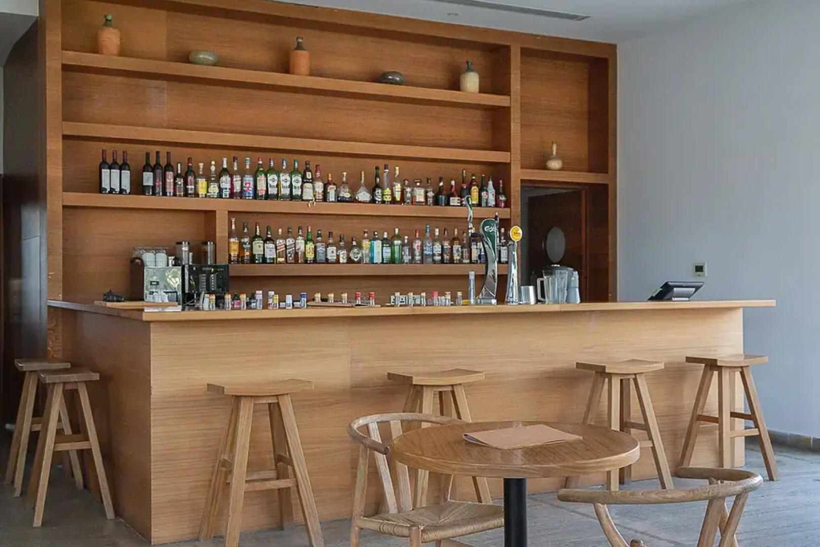 Amphora Hotel & Suites