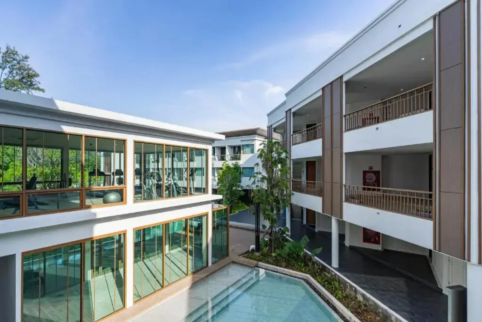 Bella Nara Phuket Naiyang Beach