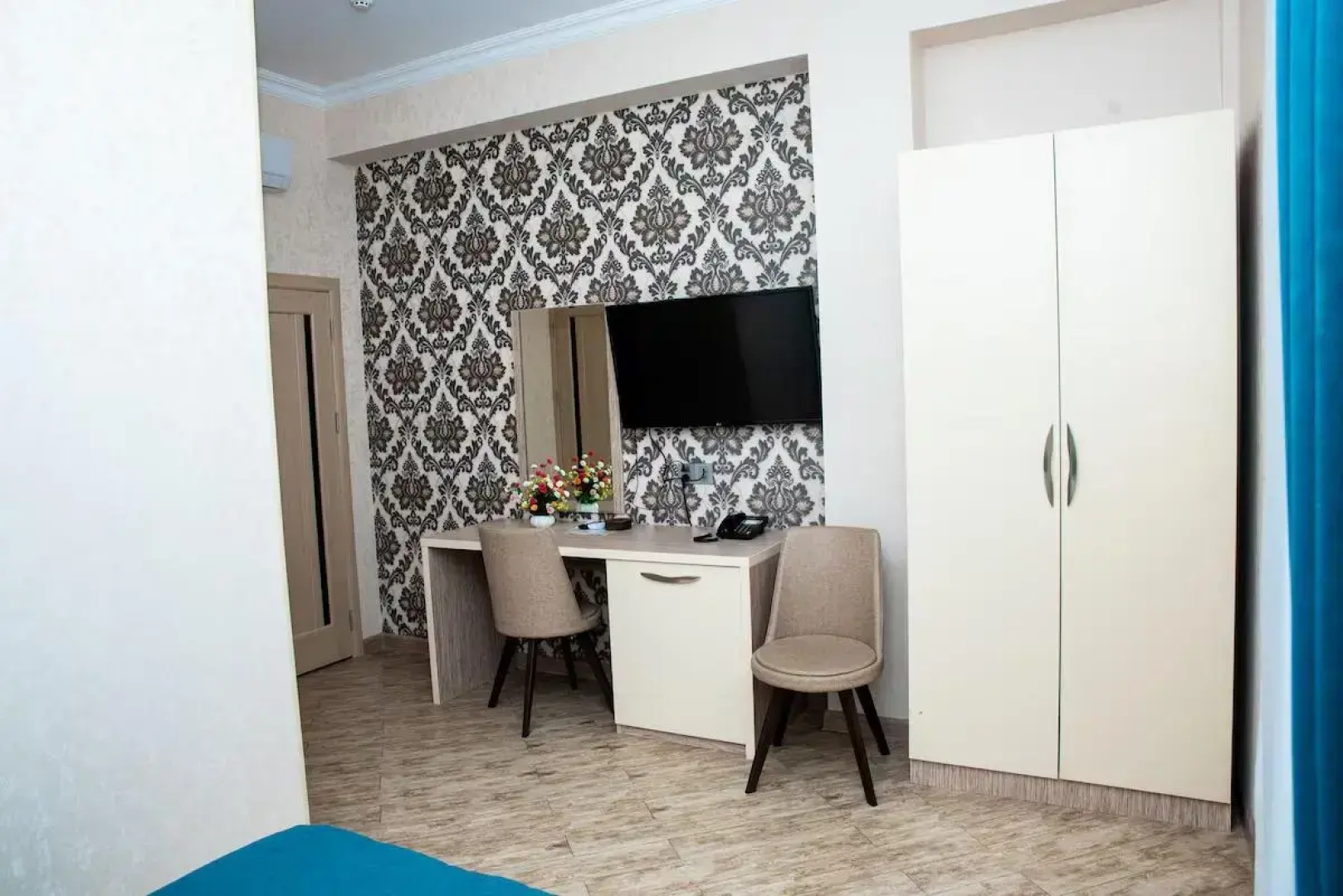 Отель Sebail Inn