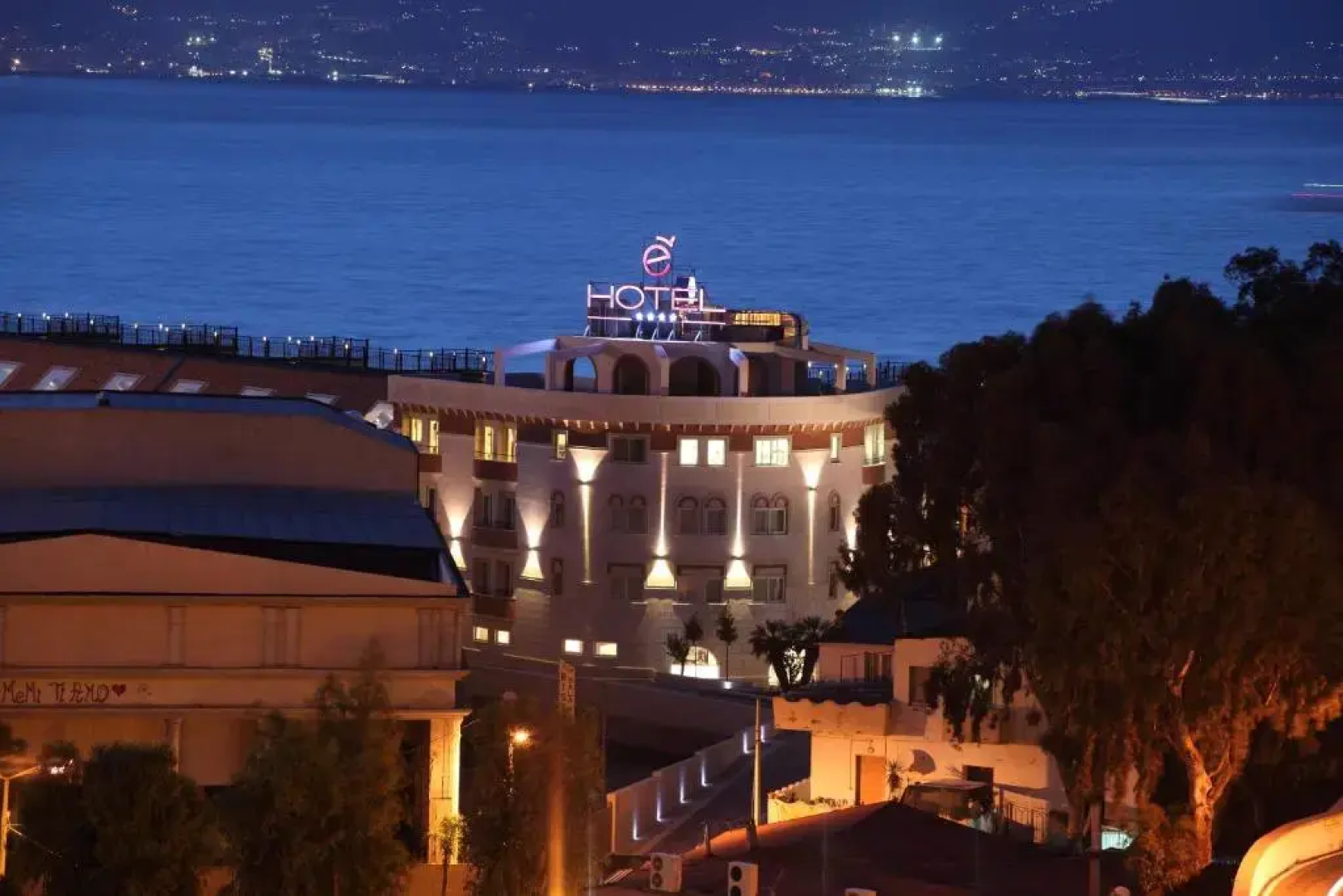 èHotel