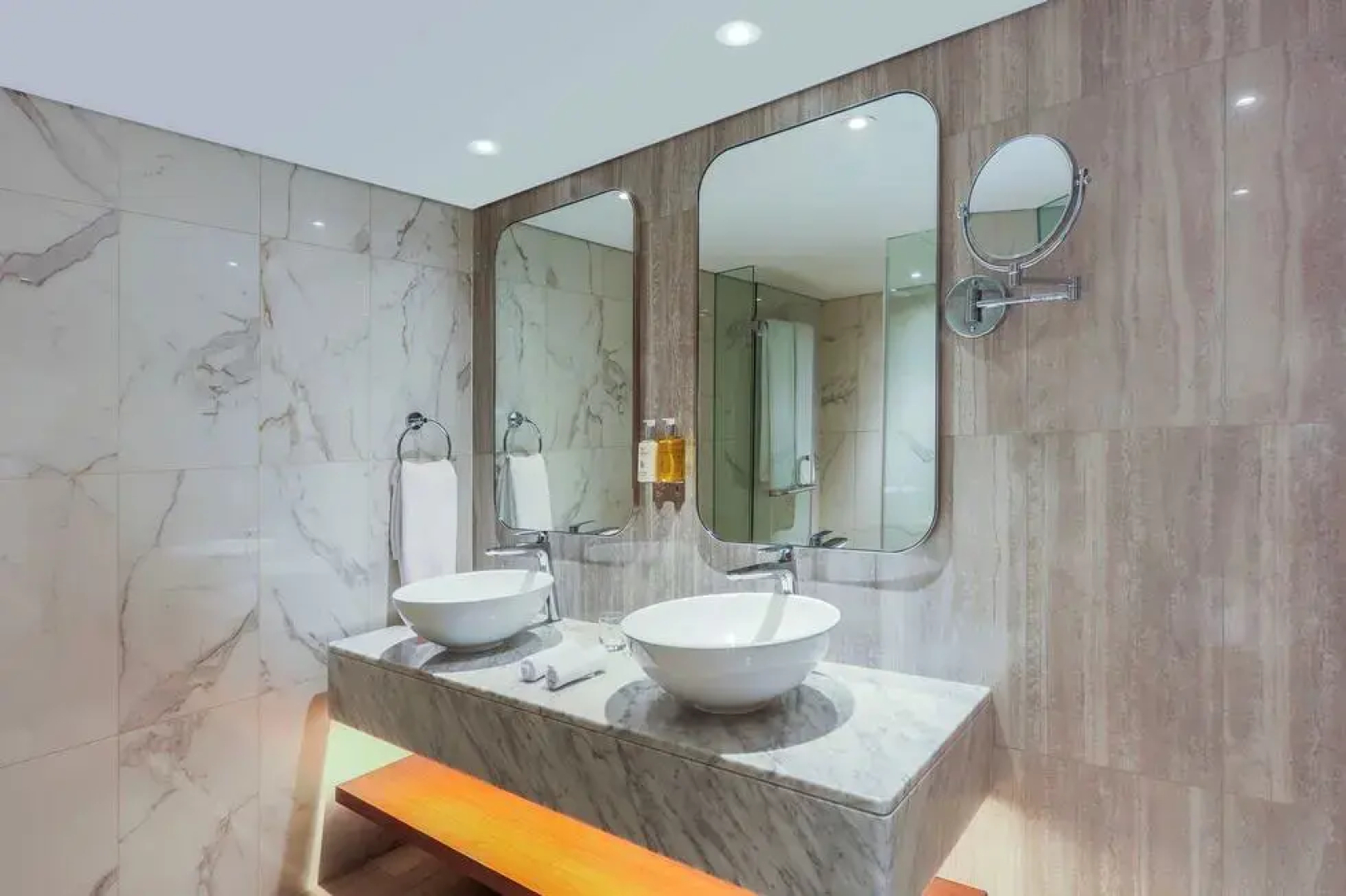 Queen Elizabeth 2 Hotel by Accor