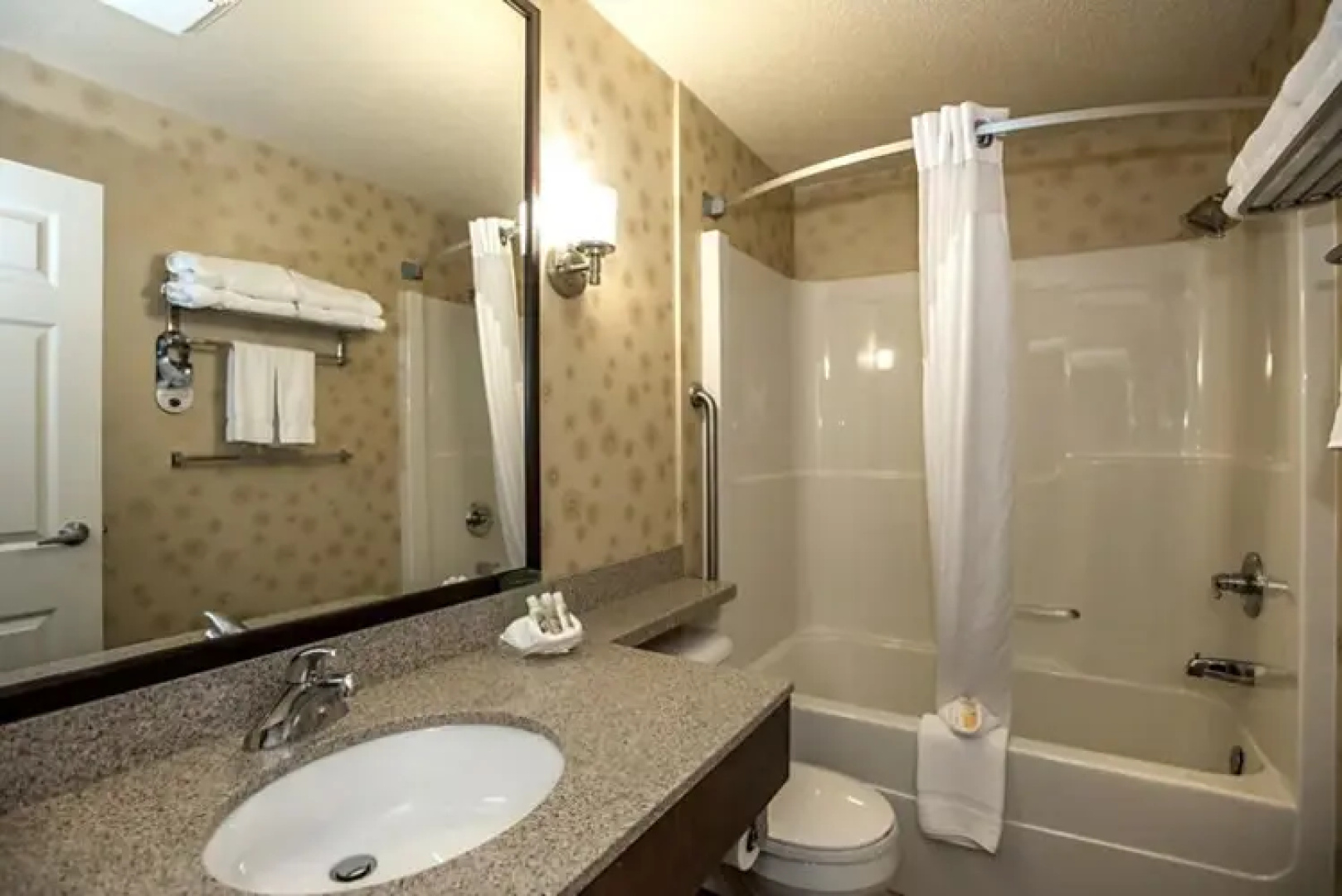 Holiday Inn Lethbridge by IHG