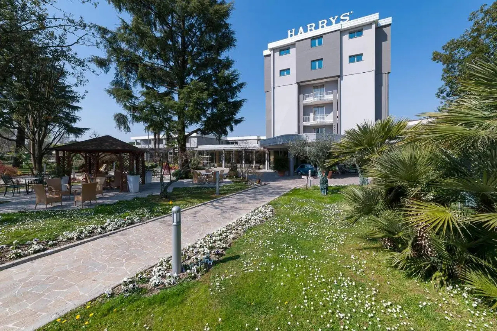Hotel Harrys Garden