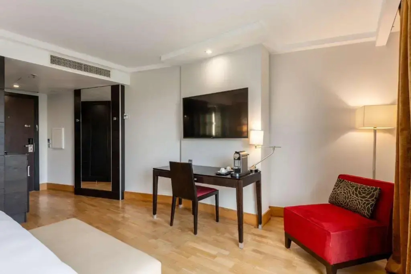 Отель Radisson Blu Elizabete