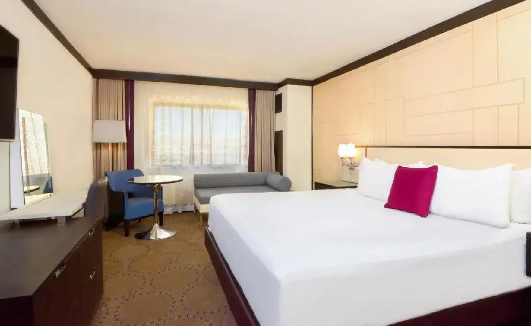 Harrah’s Laughlin - A Caesars Rewards Destination