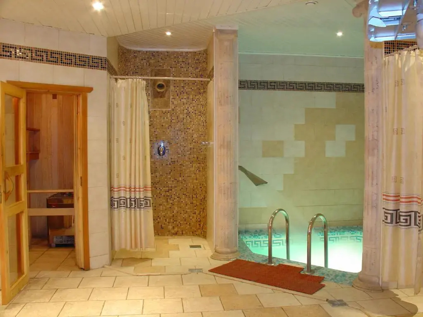 Курортный отель Baltiets