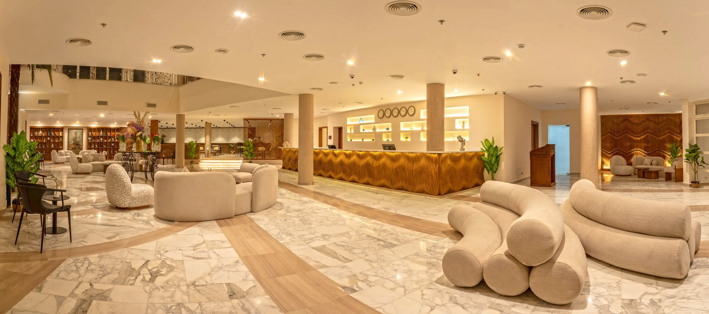 Invidia Coral Beach Tiran