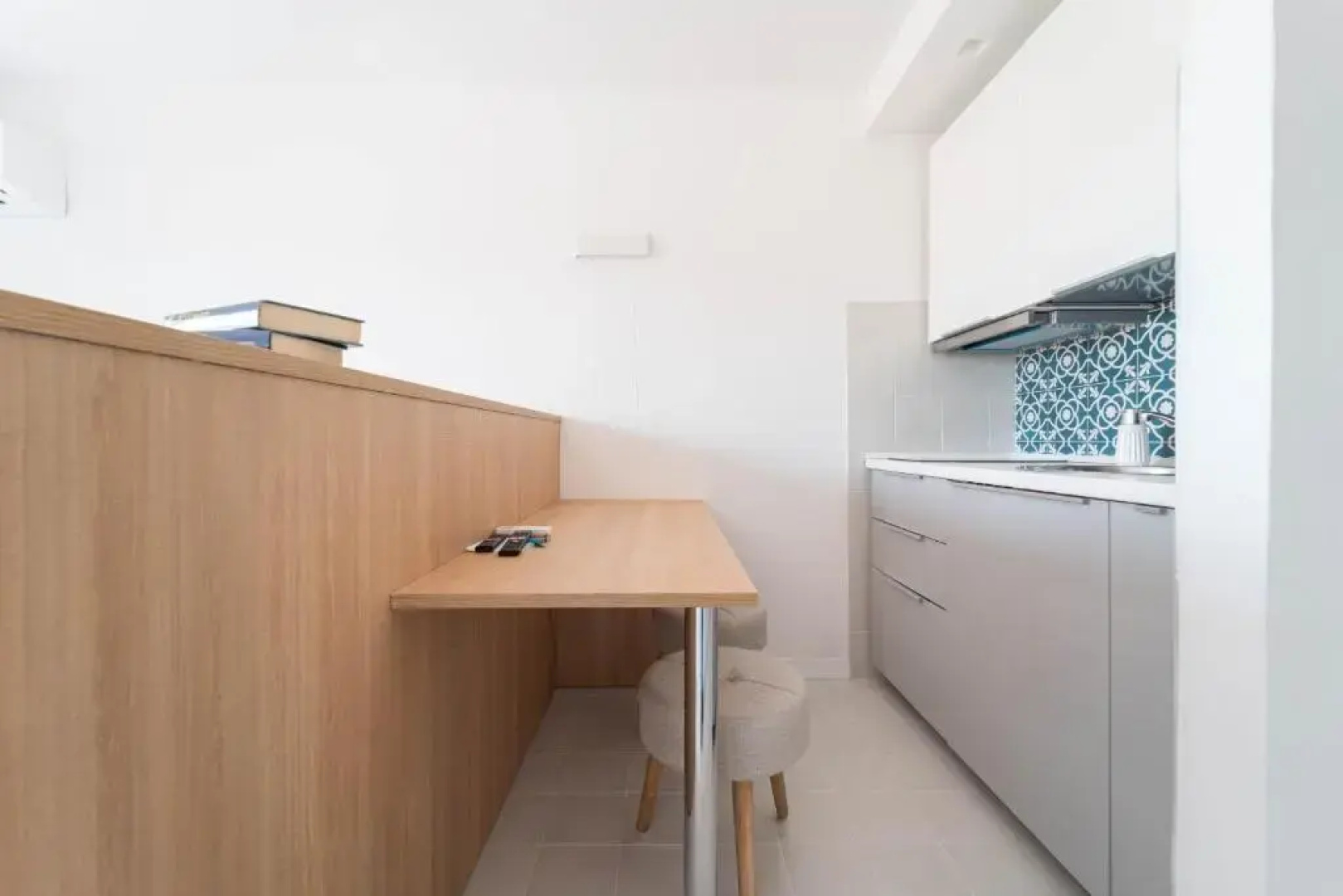 Отель Sunset Suite Sardinia