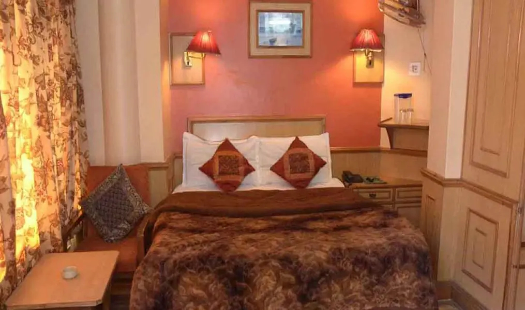 Hotel Samrat Regency