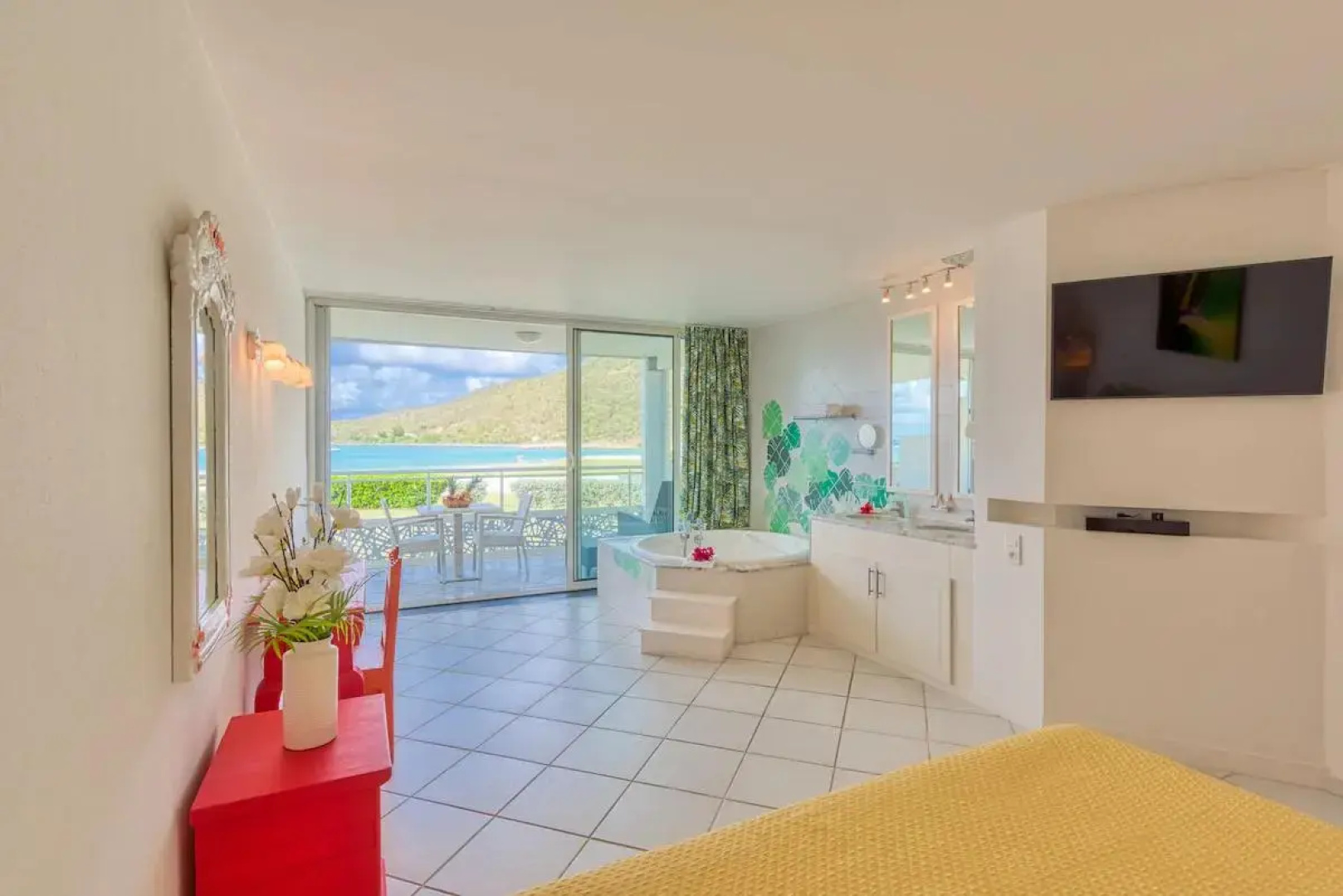 Le Domaine Beach Resort  Spa