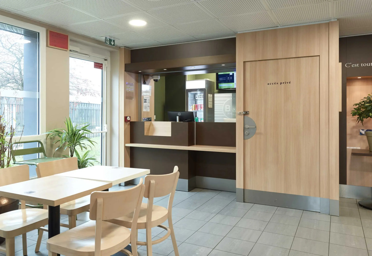 B&B HOTEL Orly Chevilly Marché International