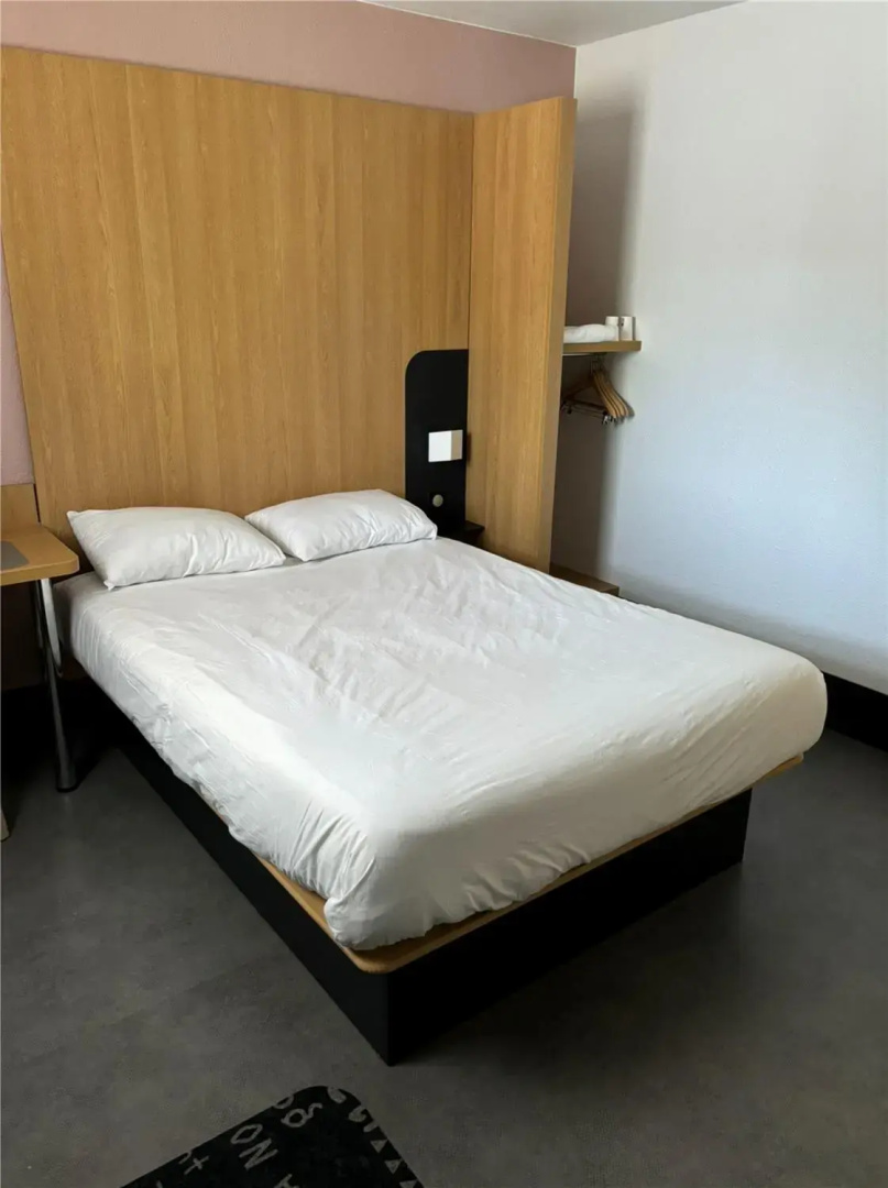 Отель Kyriad Eco 