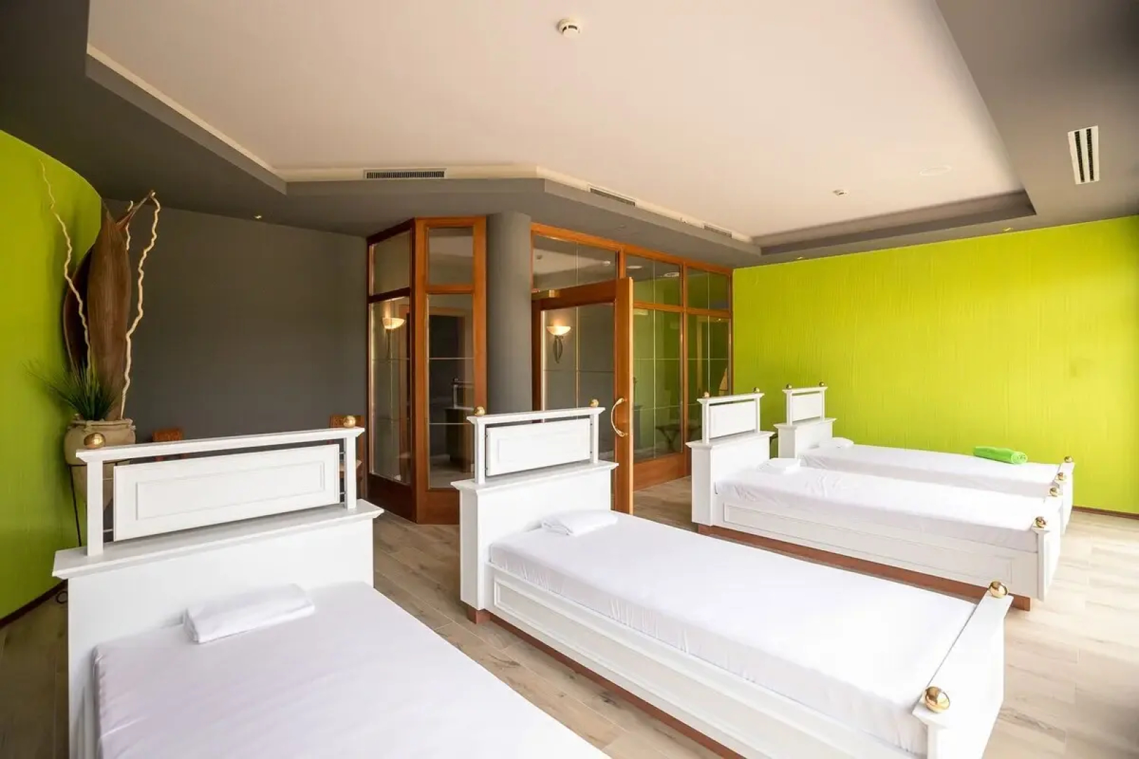 Hotel Mediterranee Family & Spa Hotel