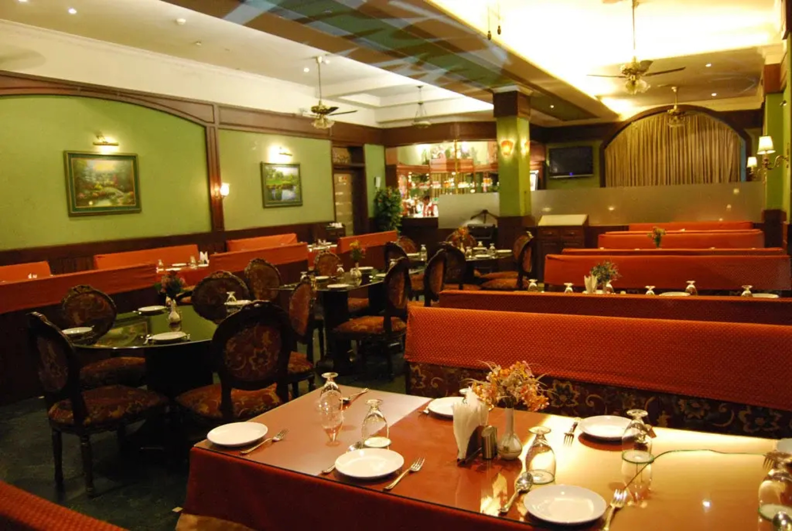 Hotel Diplomat Residency