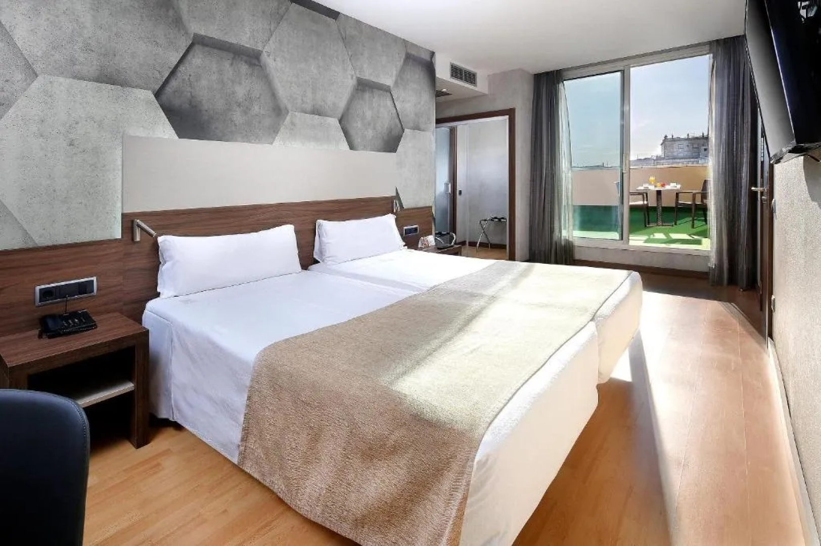 Отель HCC MontBlanc