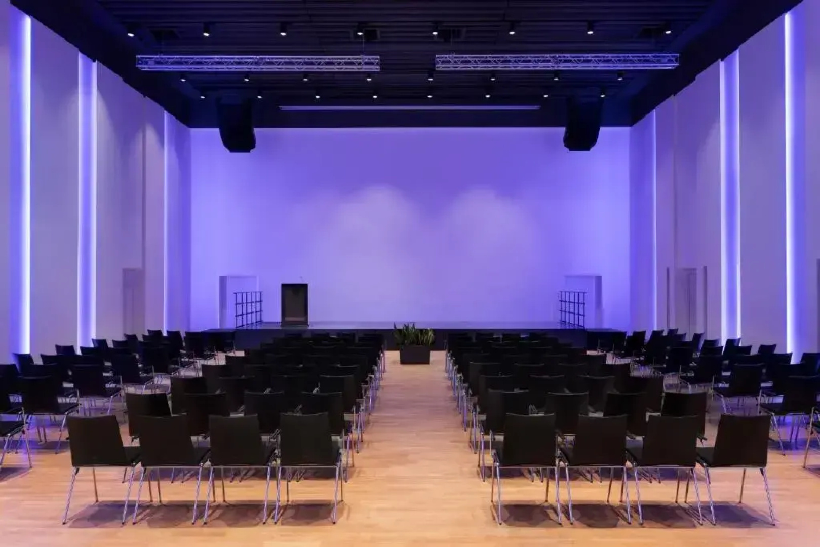 Отель Four Points by Sheraton Bolzano