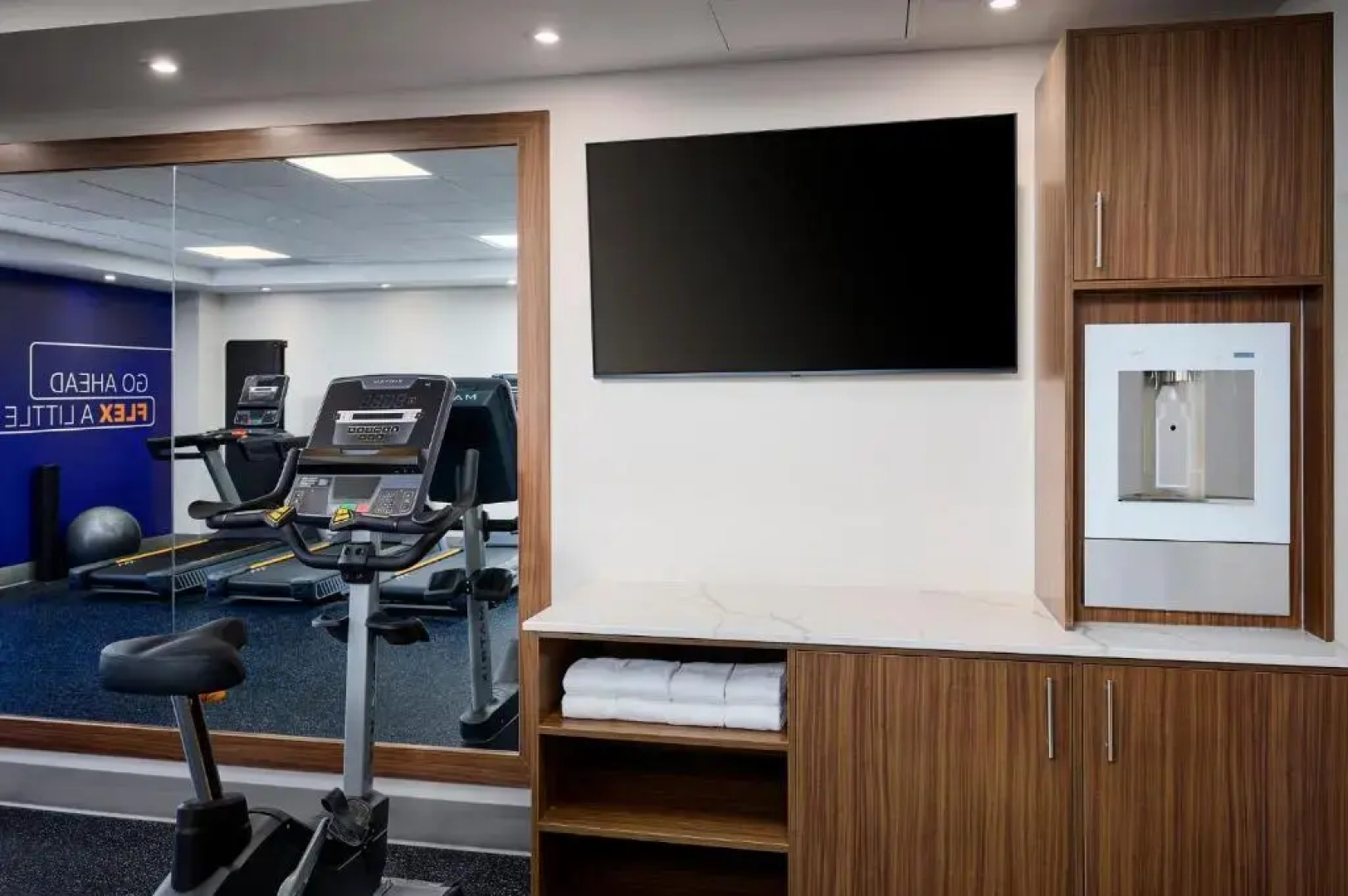 Holiday Inn Express and Suites Kitchener Southeast by IHG