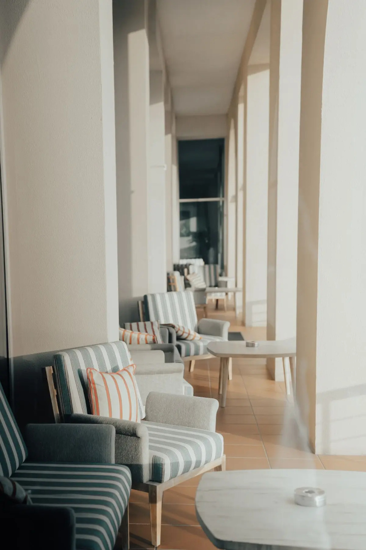 Отель Millennium Lakeview
