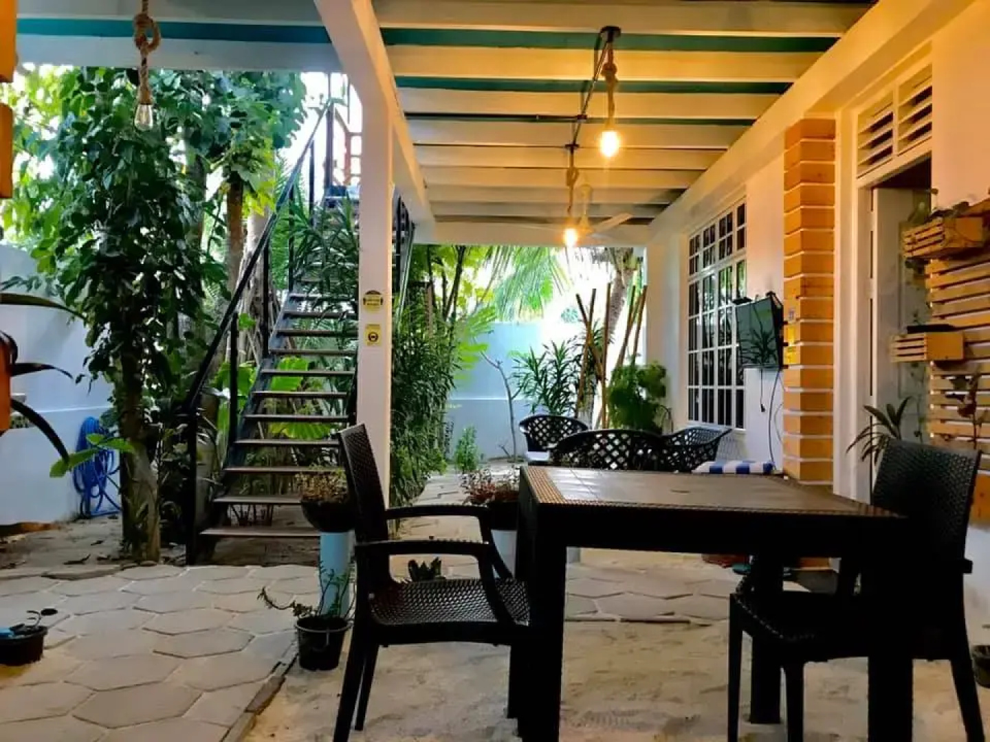 Dravida Hotel