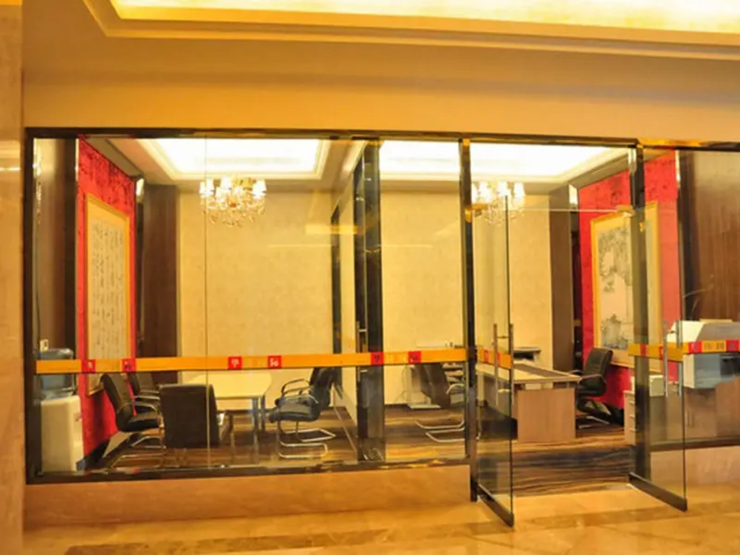 Huaqiao International Hotel