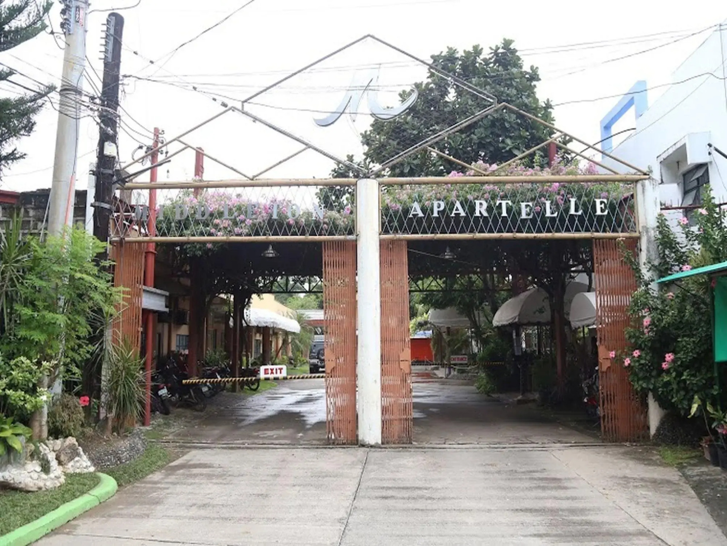 Middleton Apartelle