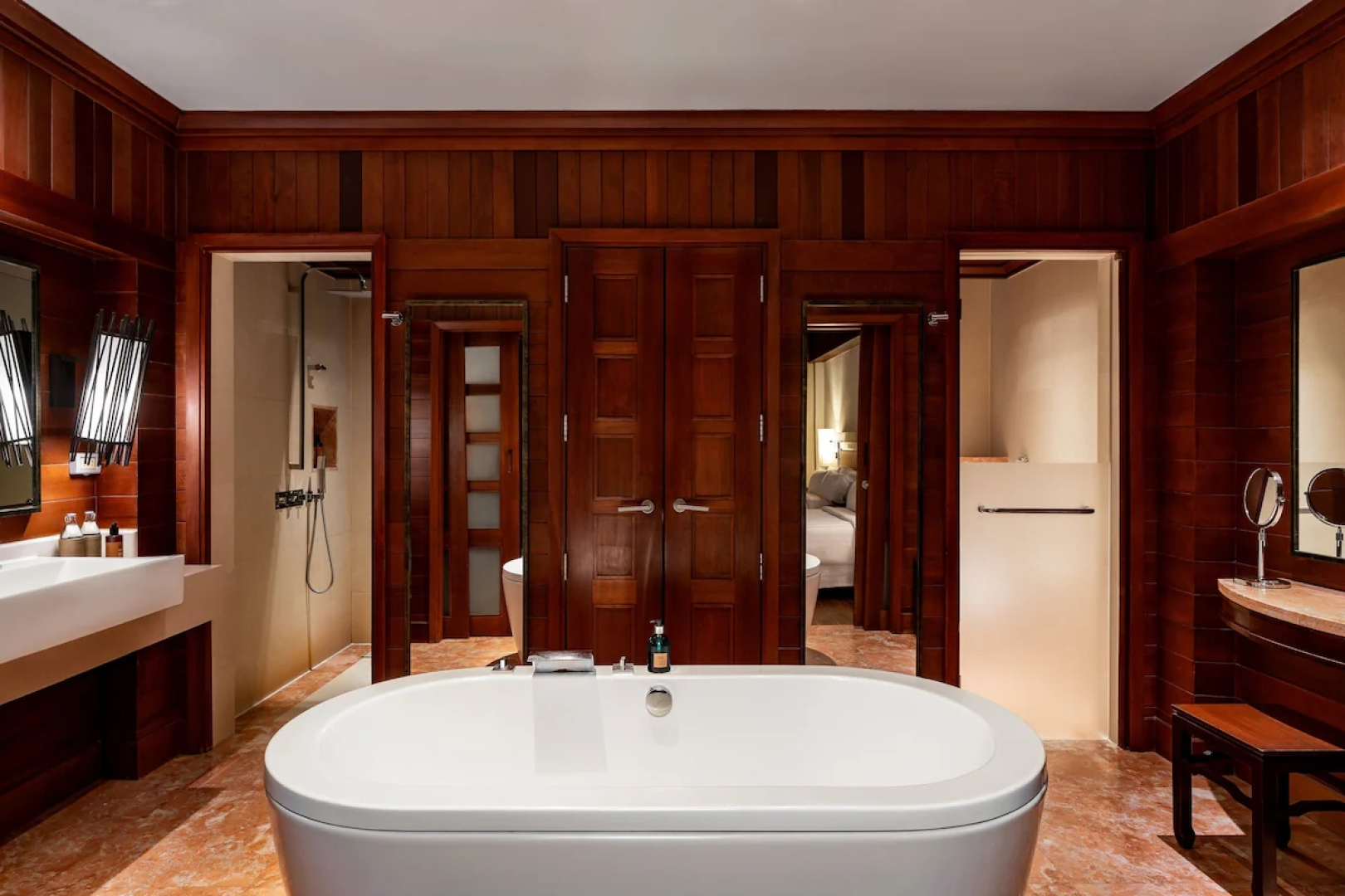 Отель Centara Grand Beach Resort Phuket 