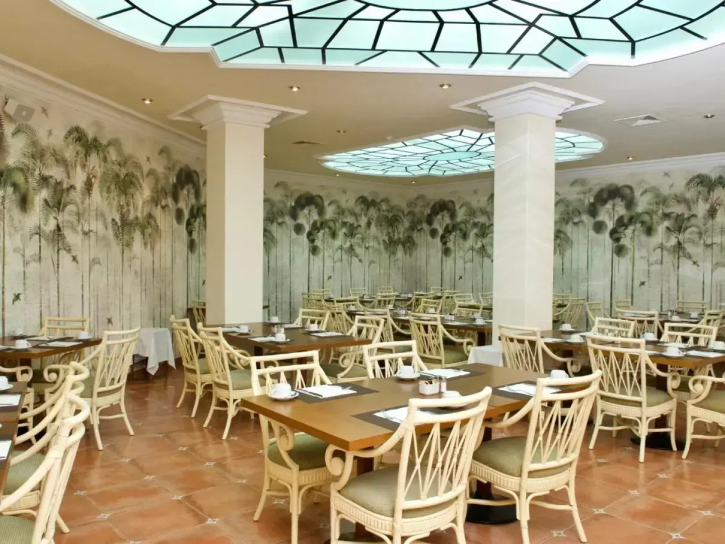 Ria Park Garden Hotel