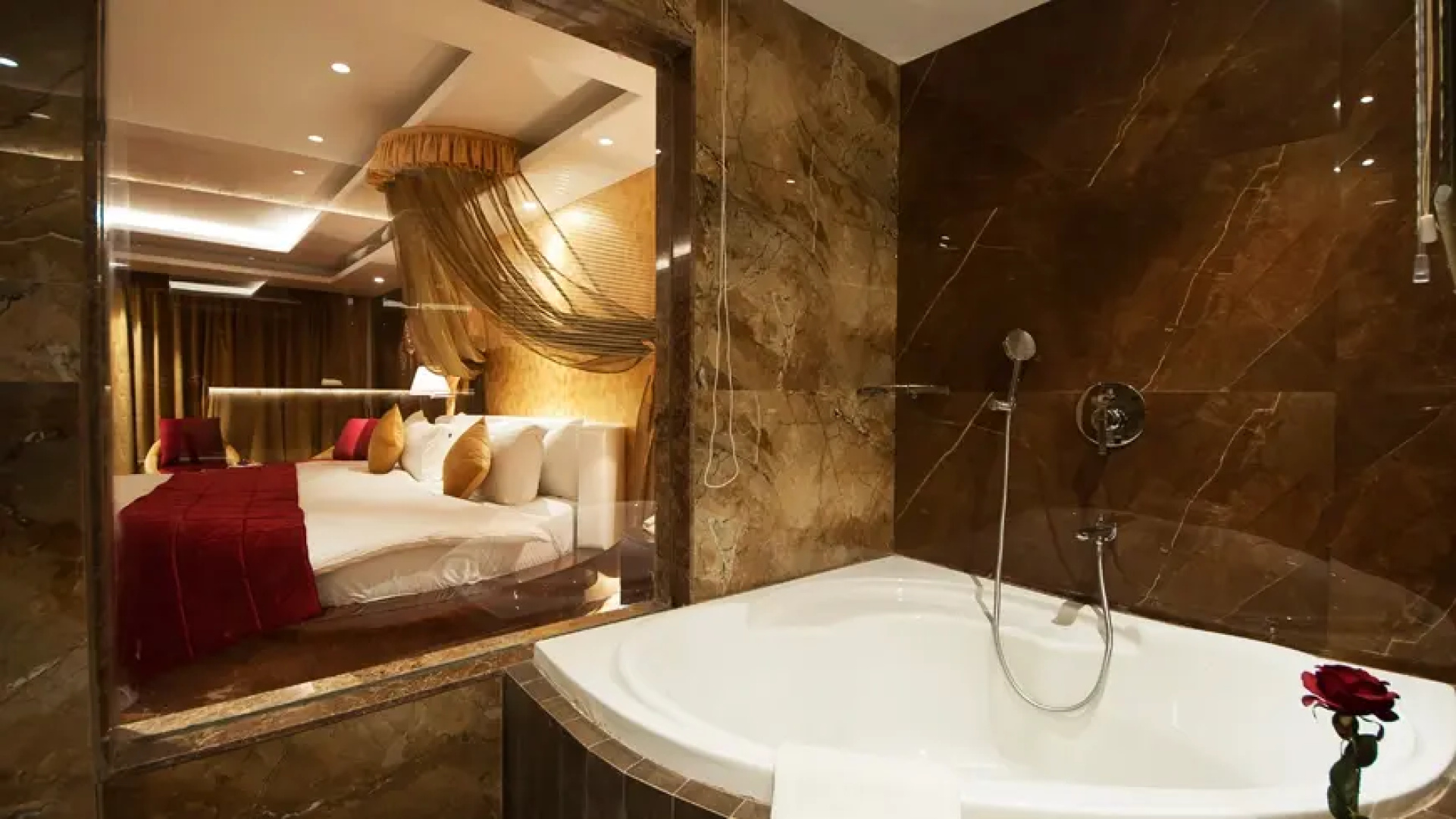 Hotel Ramhan Palace