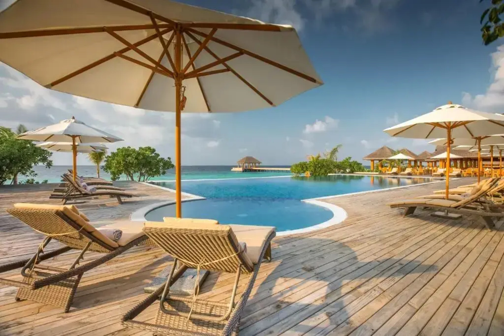 Kudafushi Resort and Spa
