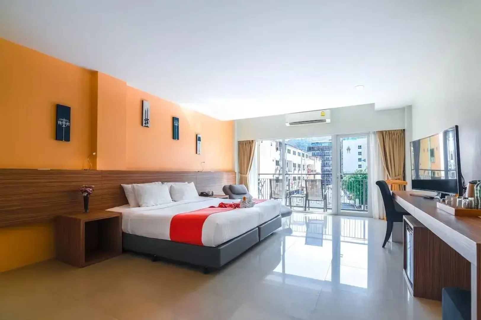 The Lantern Resorts Patong