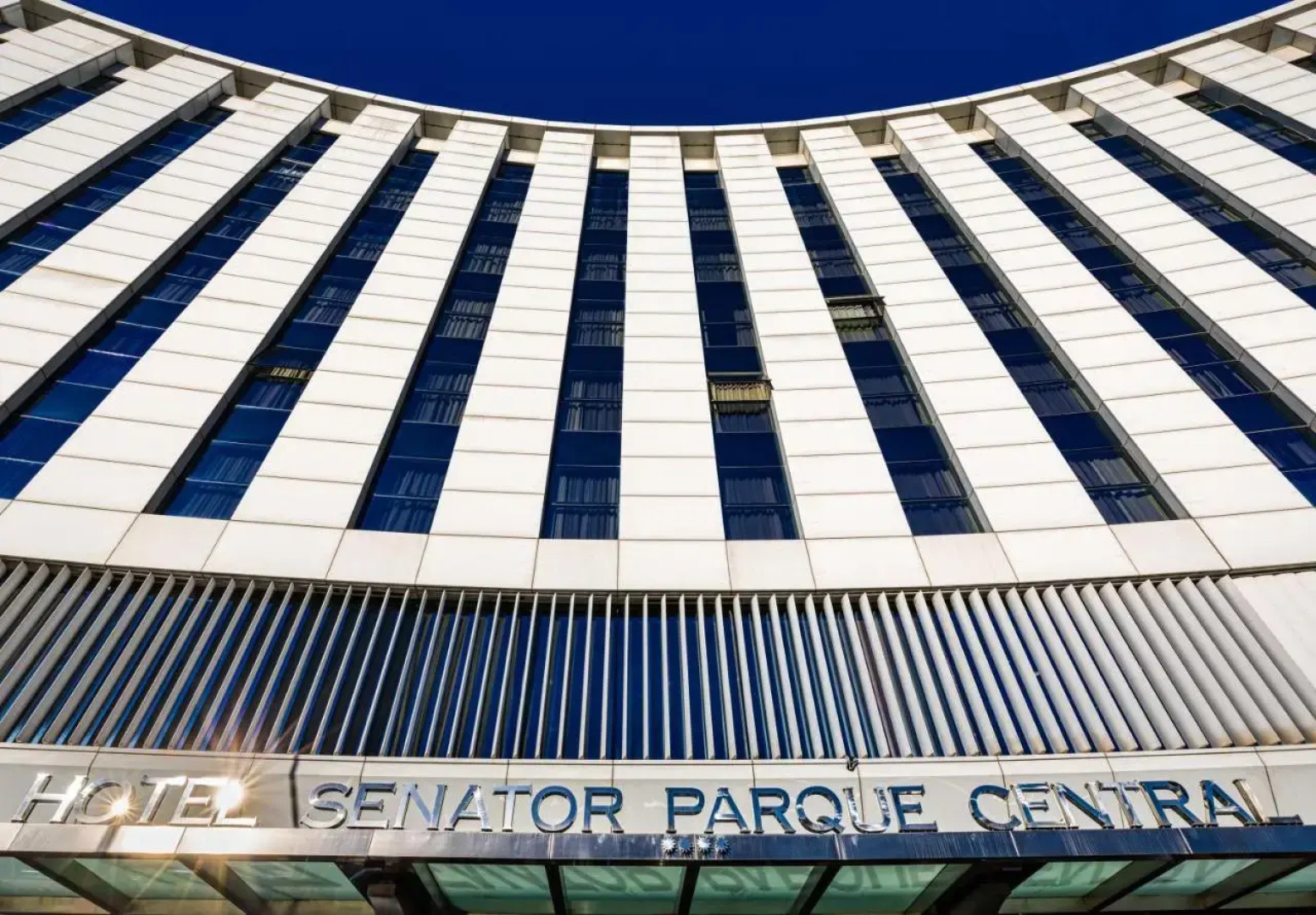 Отель Senator Parque Central