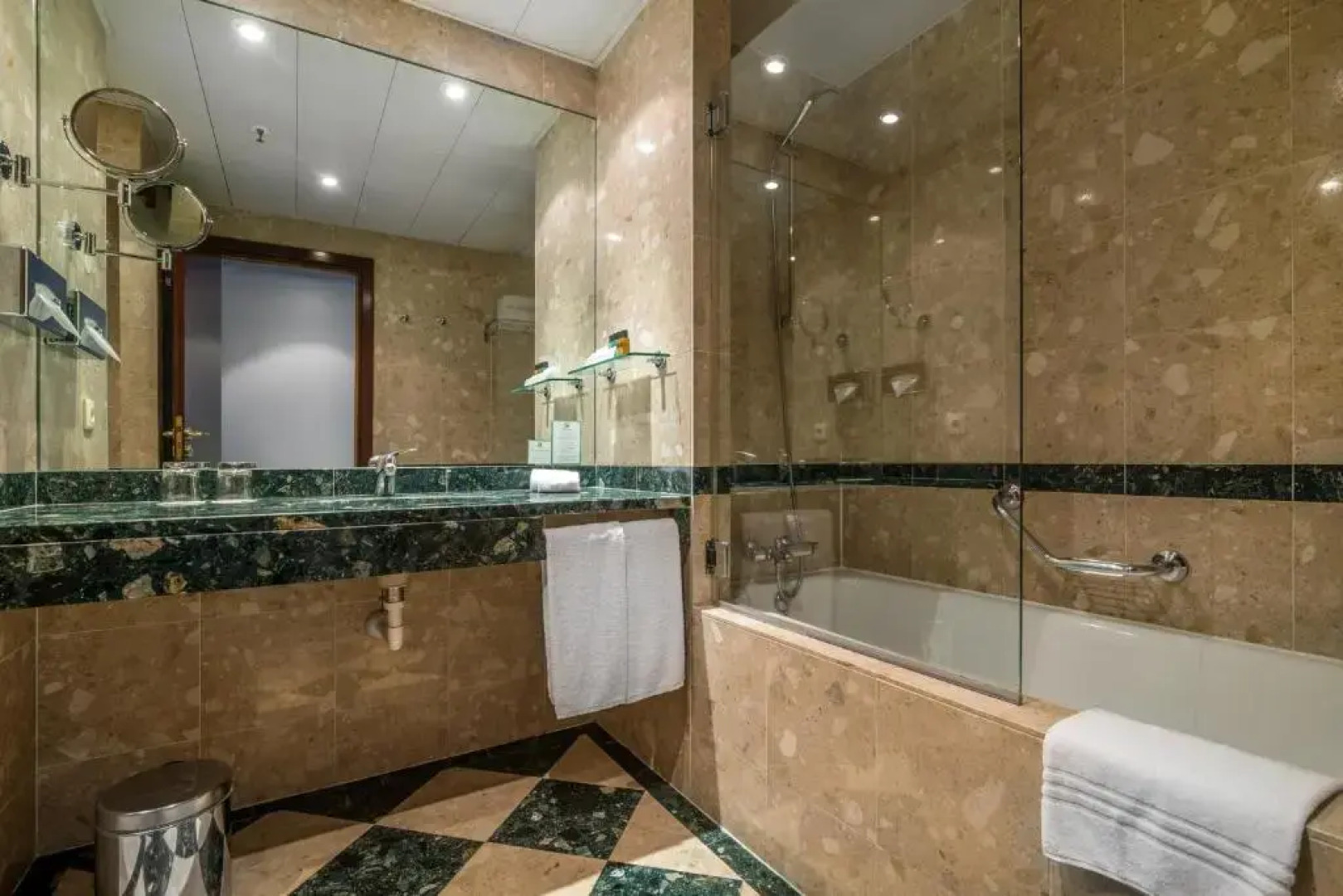 Holiday Inn Porto Gaia by IHG