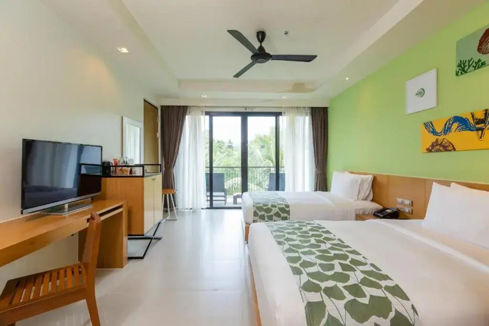 Holiday Ao Nang Beach Resort, Krabi
