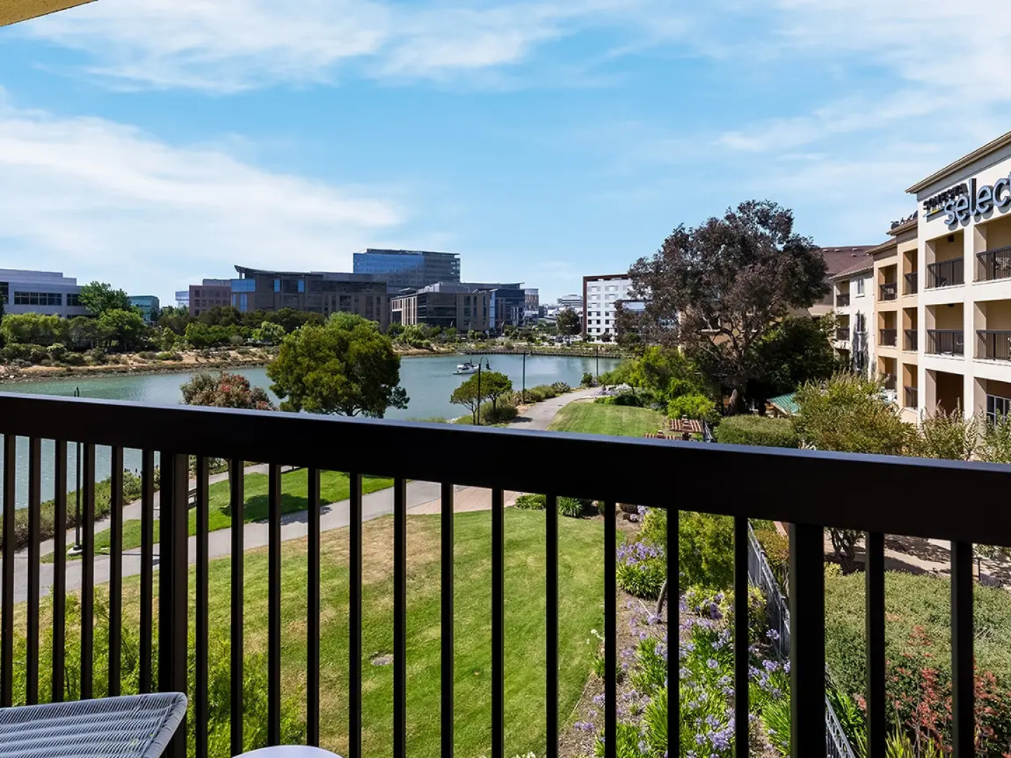 Sonesta Select San Francisco Airport Oyster Point Waterfront